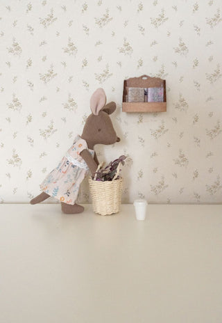 Iconic Aussie Kangaroo plush dolls capturing Australia's beloved wildlife. High-quality, soft, and realistic miniature kangaroo dolls  perfect for kids and collectors. Adorable, educational, and cuddly companions for all.