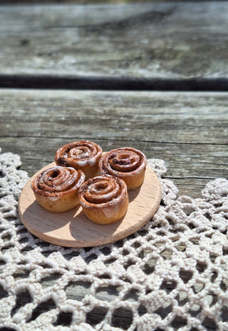 Pre-Order Miniature Vegemite Scroll with Ceramic Plate |  Rugaroo × Ratatouille Miniatures